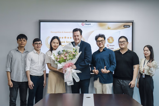 vinh-danh-savyint-Copy.avif